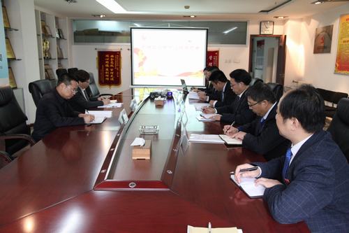 財務(wù)總監(jiān)贠公法一行督導礦建二公司黨總支中心組學習