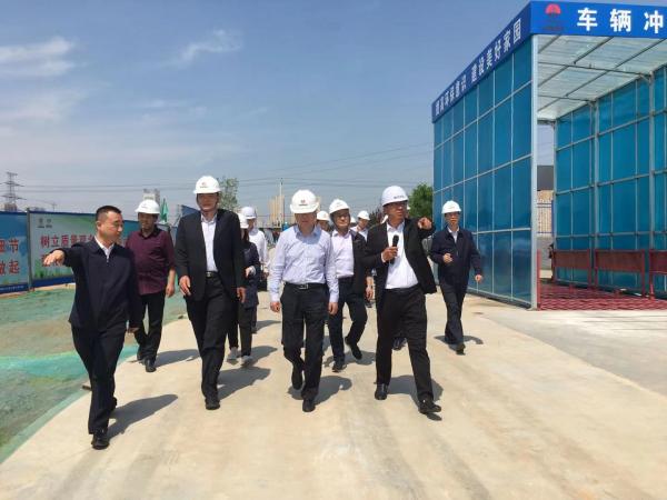 渭南市人大常委會(huì)副主任郭永峰一行深入陜煤建設(shè)韓城分公司黃河國(guó)際汽車博覽園項(xiàng)目調(diào)研指導(dǎo)工作 渭南市人大常委會(huì)副主任郭永峰一行深入陜煤建設(shè)韓城分公司黃河國(guó)際汽車博覽園項(xiàng)目調(diào)研指導(dǎo)工作